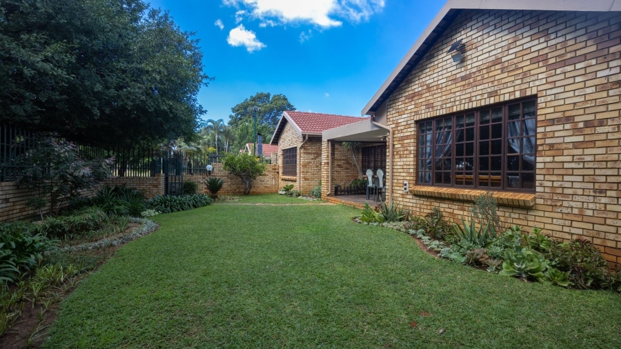 3 Bedroom Property for Sale in Safari Gardens North West